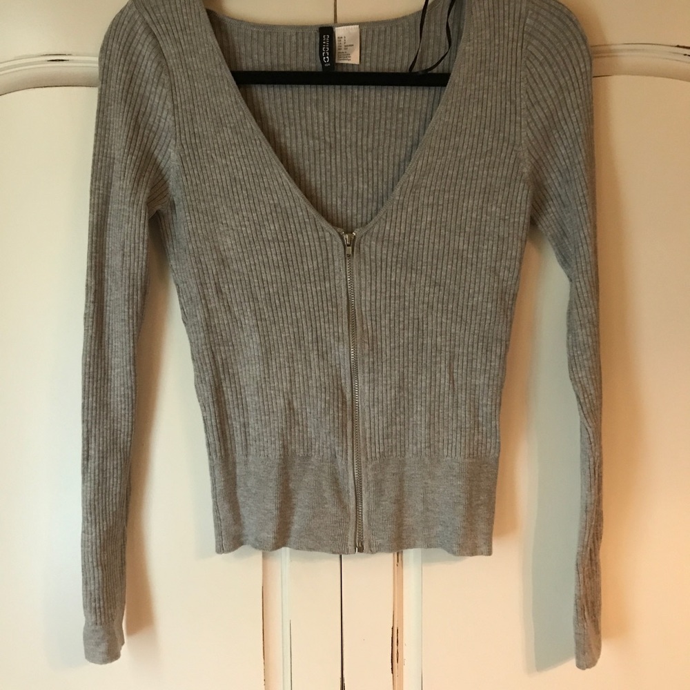 Gray sweater